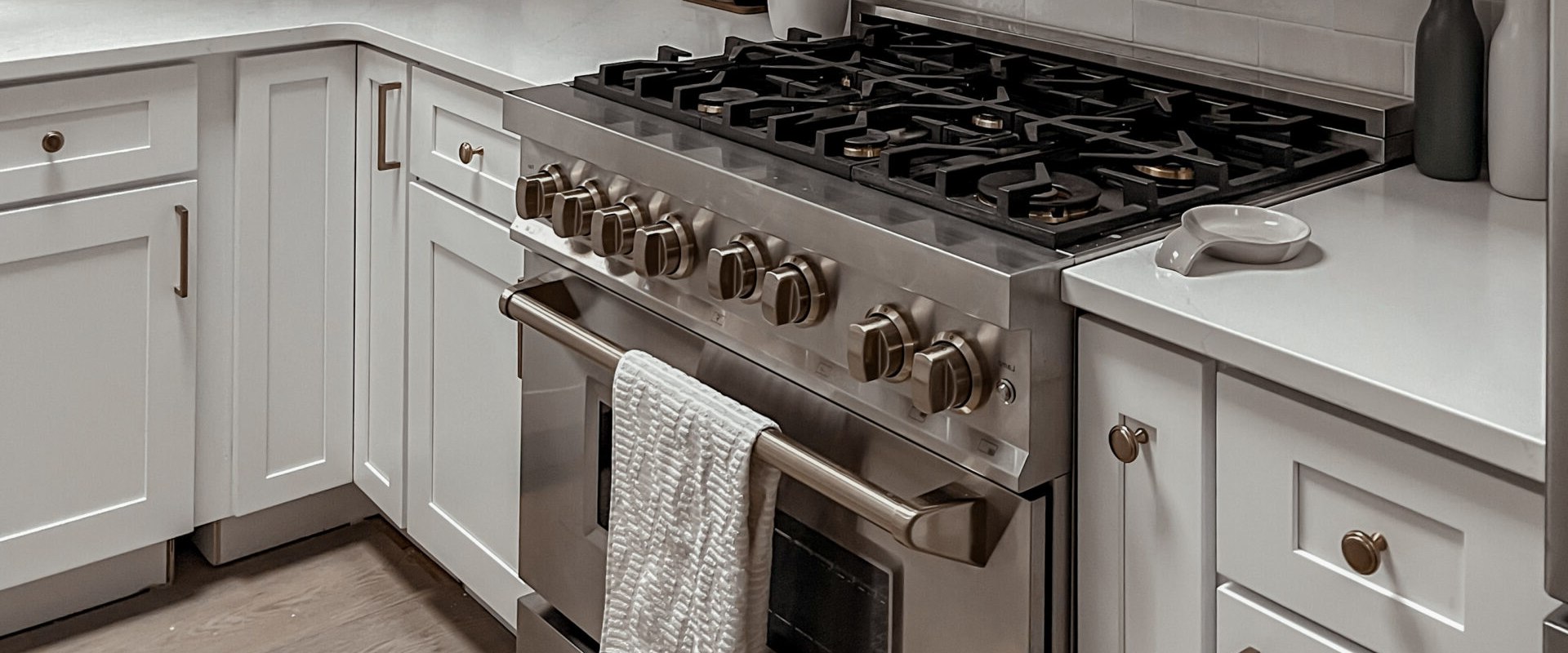 Transform Your Kitchen with DIY Backsplash Installation