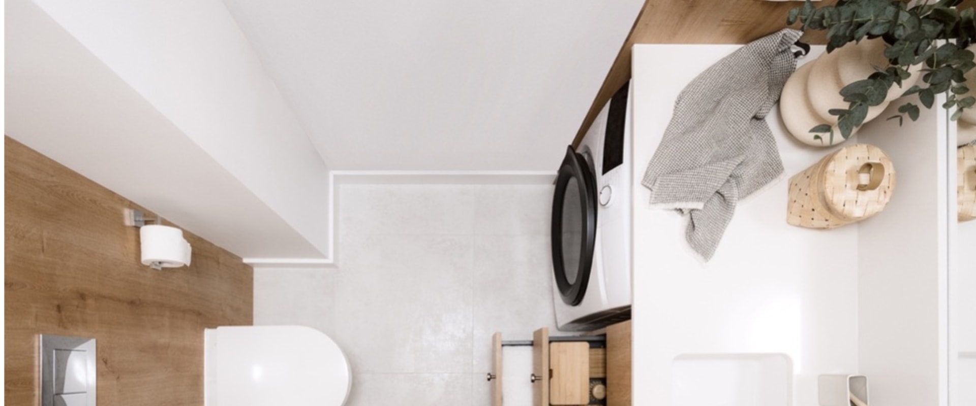 Smart Solutions for Small Bathroom Spaces